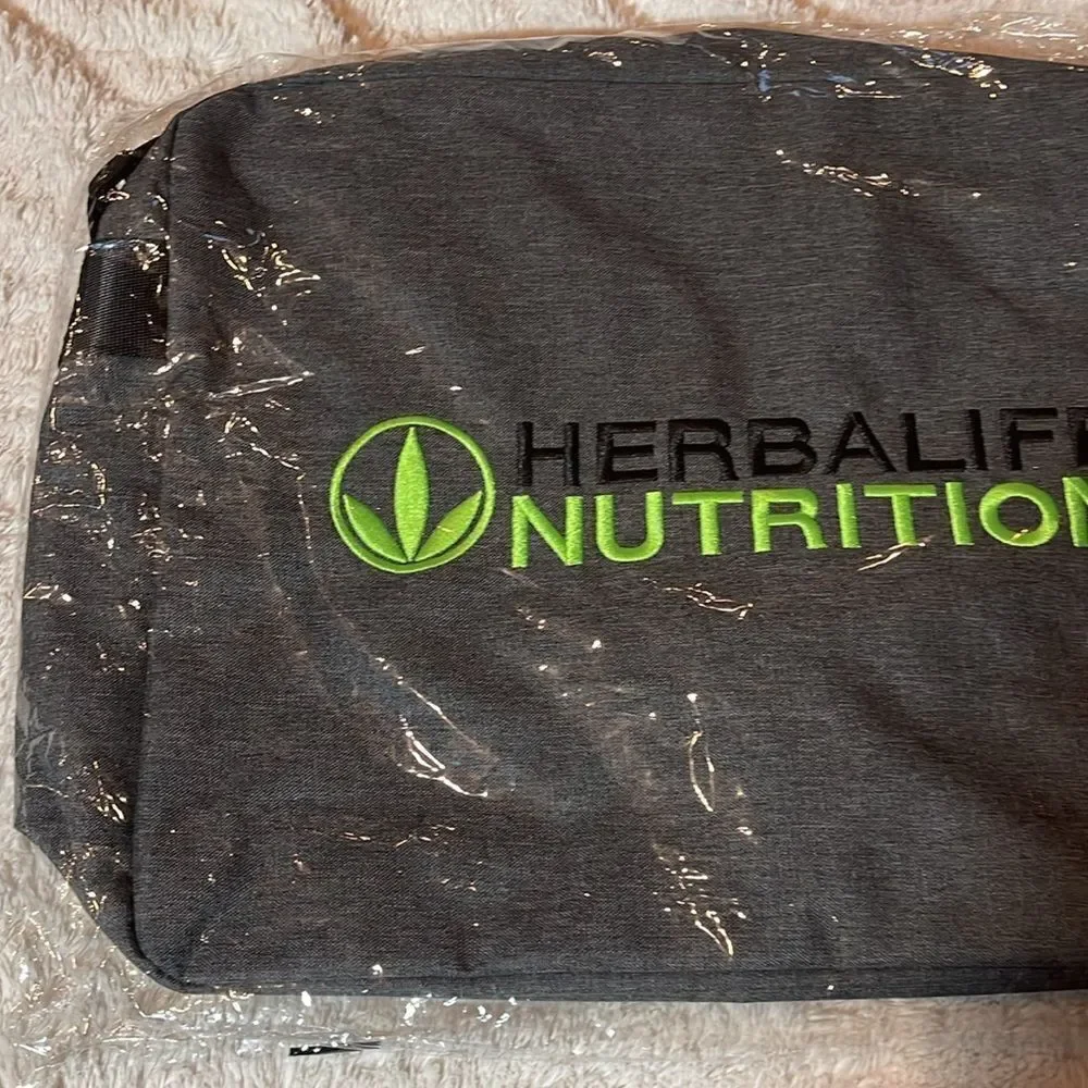 NEW Herbalife nutrition messenger bag